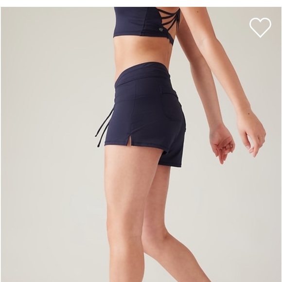 💙 Athleta Lahaina Short // Dress Blue - Picture 4 of 15